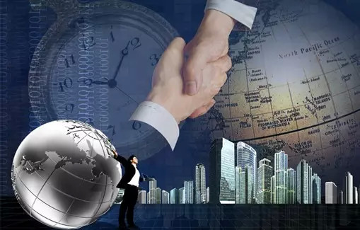 美联储终于认怂，特朗普却笑不出口